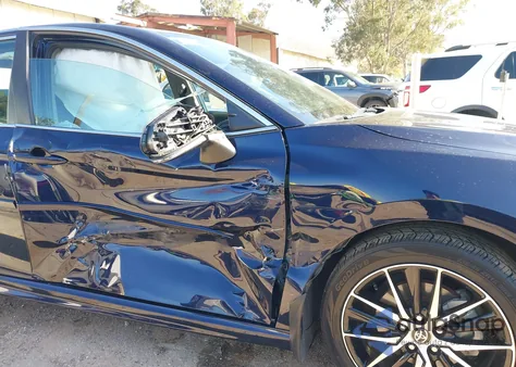 2022 Toyota Camry Se из США, поврежденный, VIN 4T1G11AK7NU042579